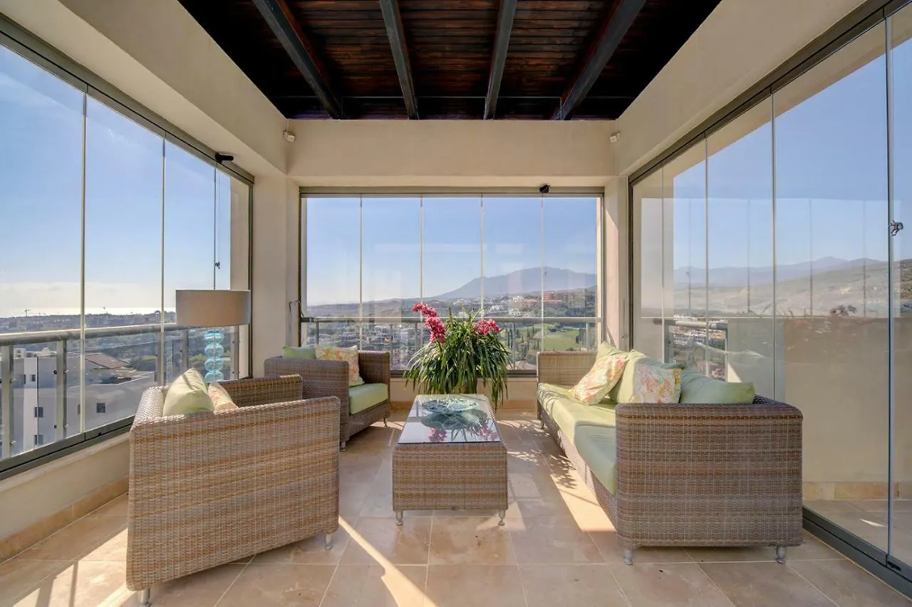 Apartment Acosta,Los Flamingos -Golf & Sea Views Estepona Spain